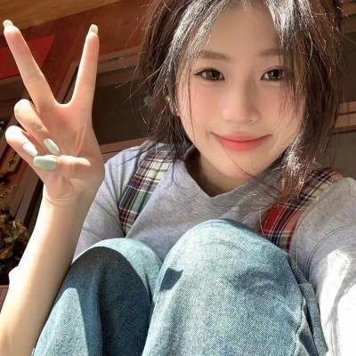 清秀俏佳人
